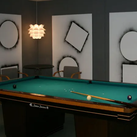 豪艾塔斯普公园酒店 3*