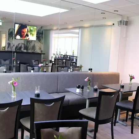 豪艾塔斯普公园酒店 酒店